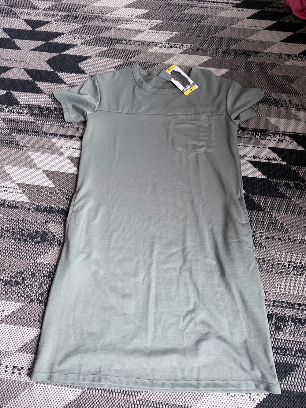 32 Degrees Sage Green Short Sleeve Pocket T-Shirt Dress